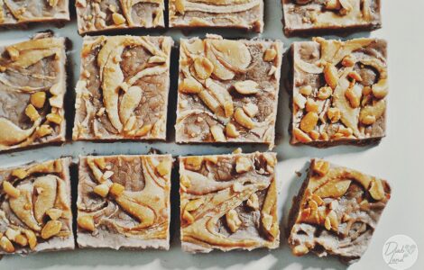 arašidova beljakovinska ploščica